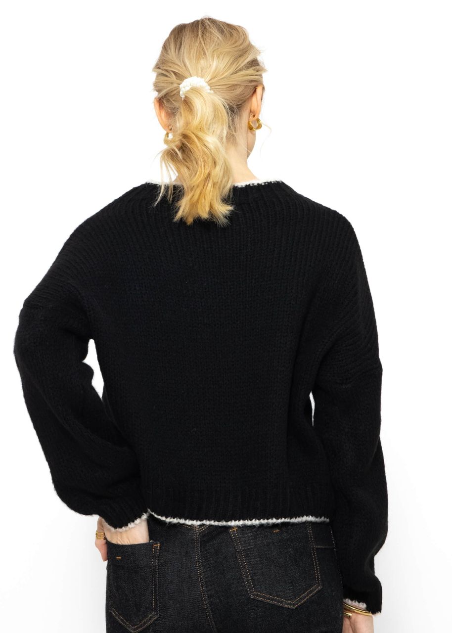 Oversized jumper with bright accents - black