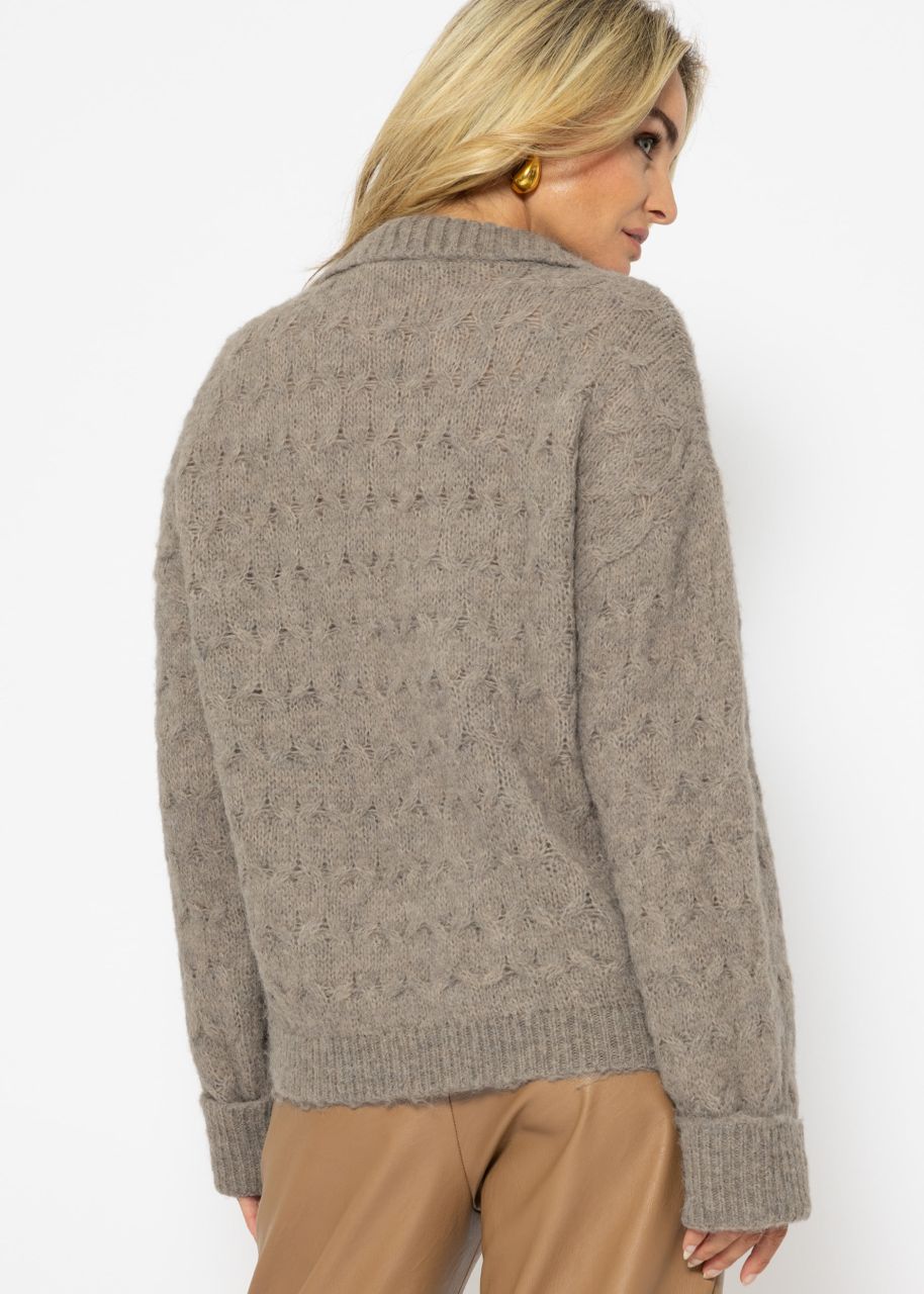 Fluffy cable-knit jumper with collar and V-neck - taupe