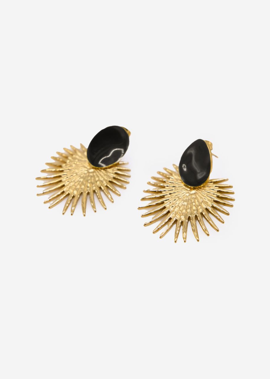 Stud earrings with enamel, gold