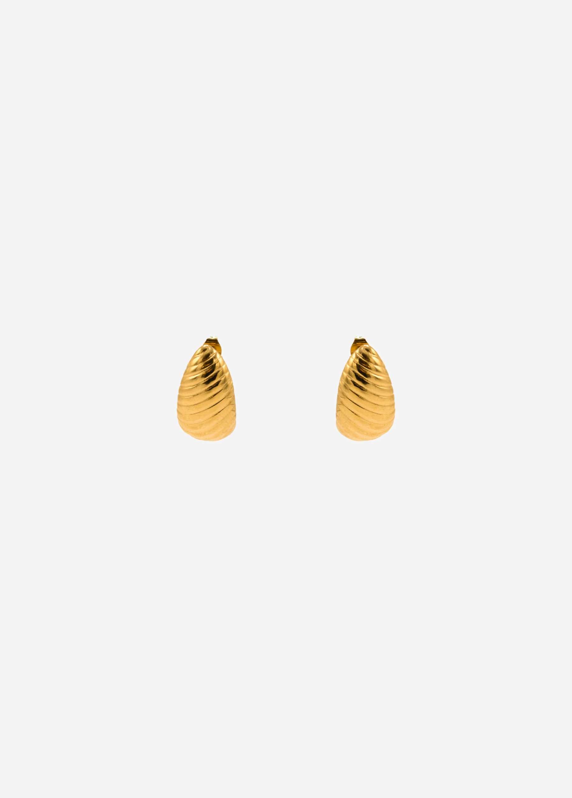 Stud earrings with texture - gold