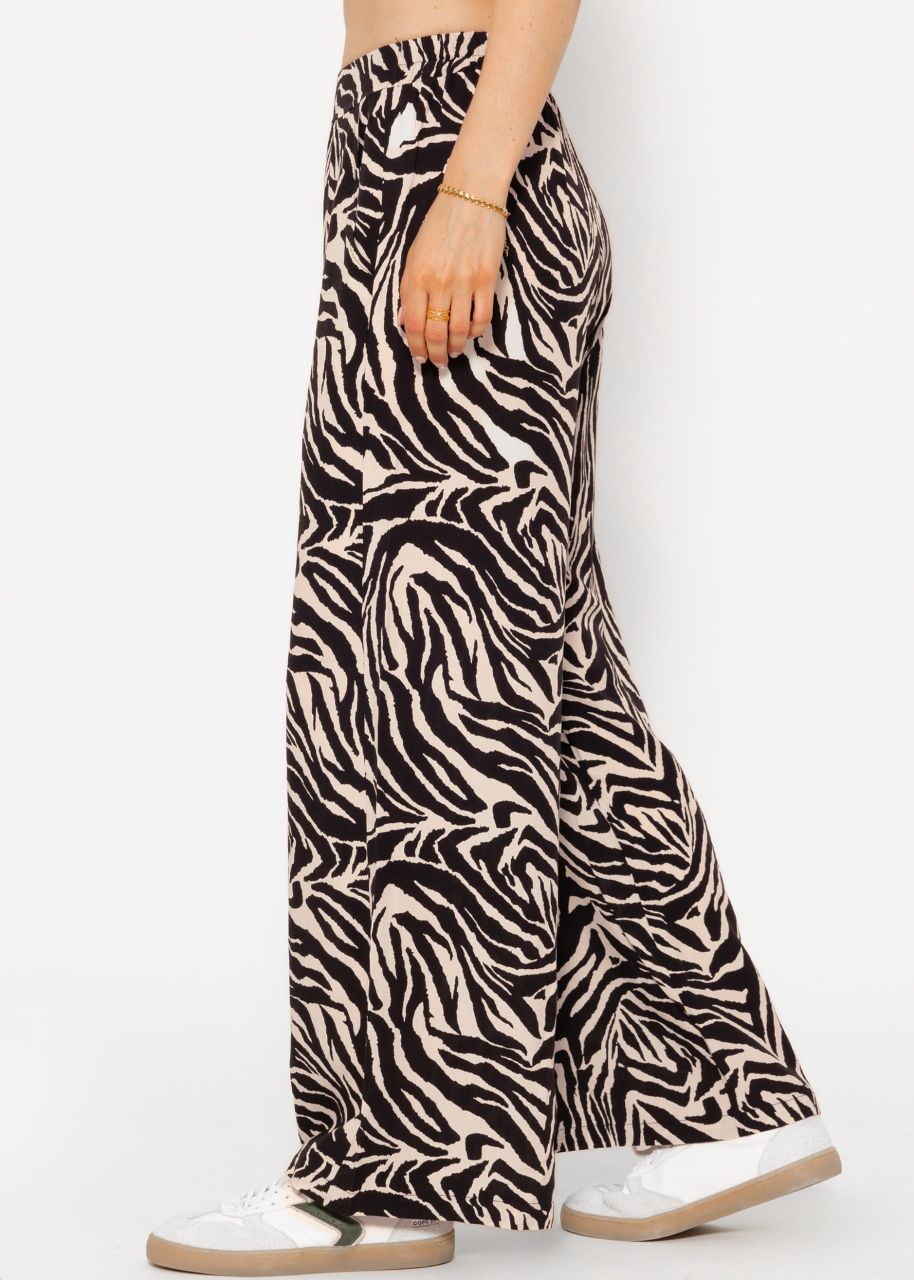 Casual pants with zebra print - black and white