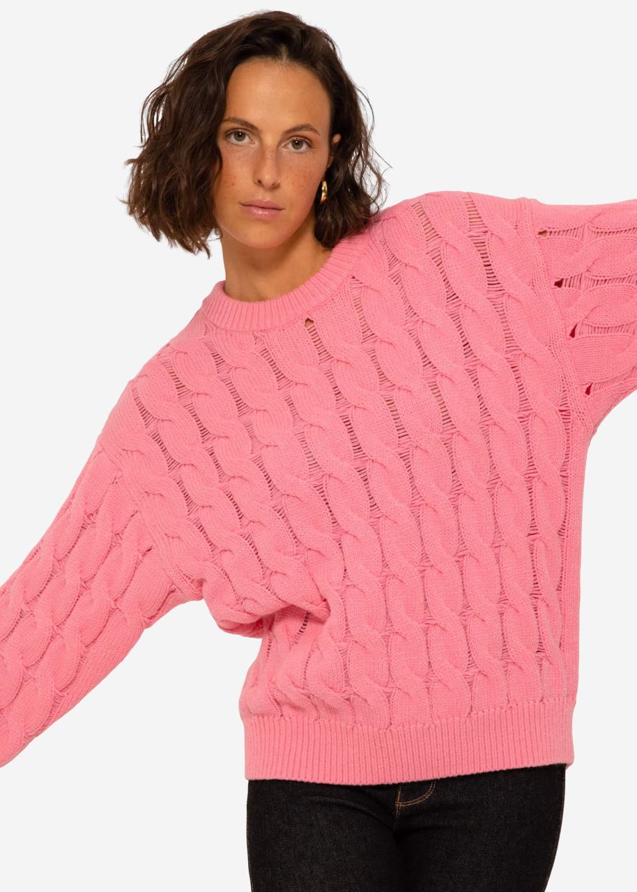 Knitted jumper with cable stitch - pink