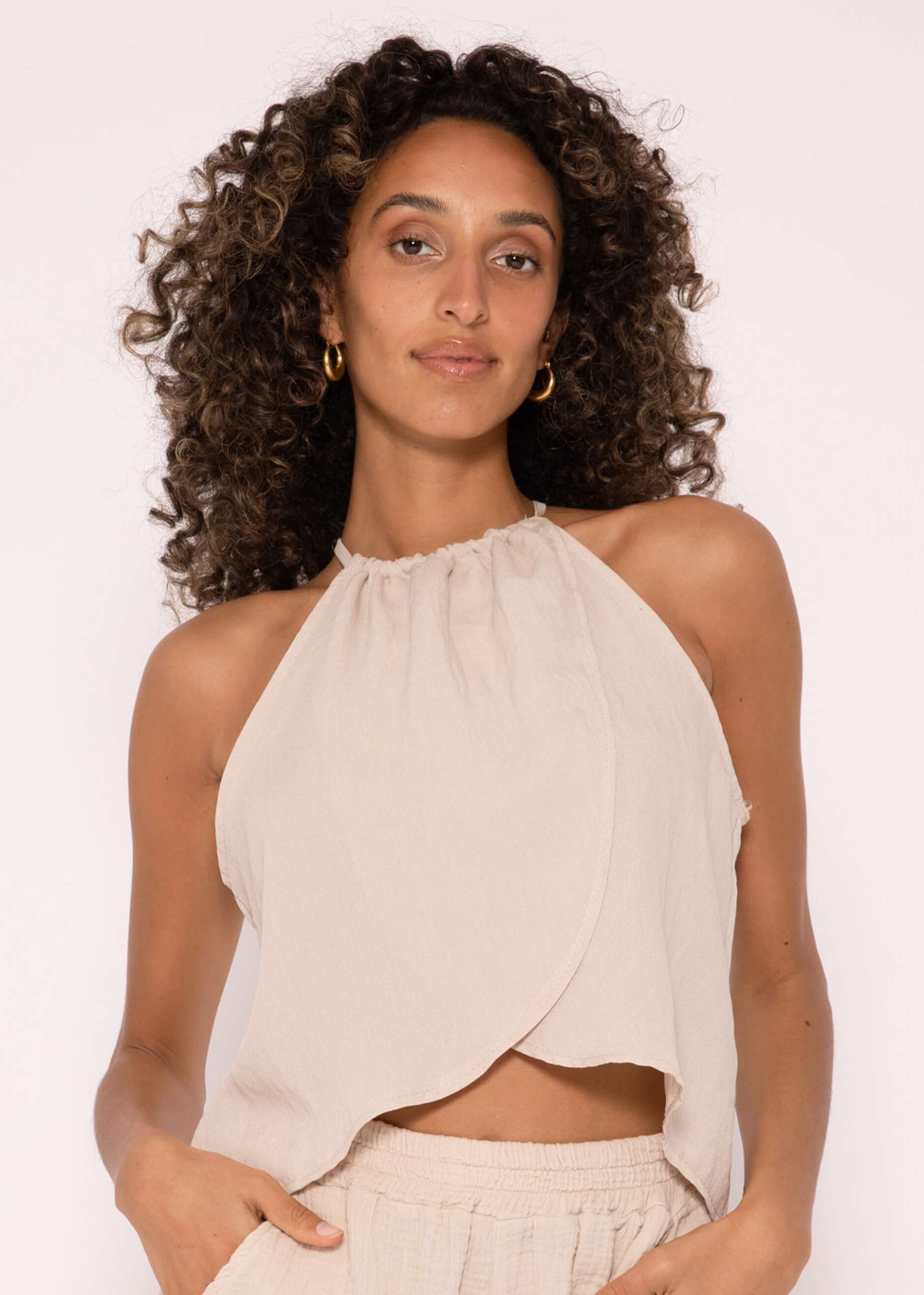 Shimmering off the shoulder viscose top, beige