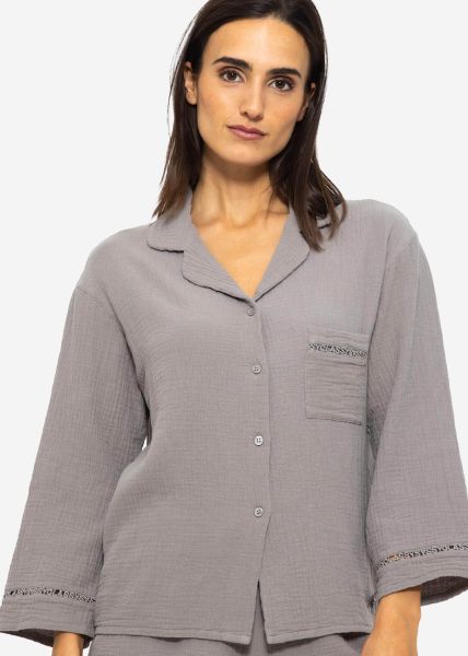 Muslin pyjama blouse with lace trim - taupe