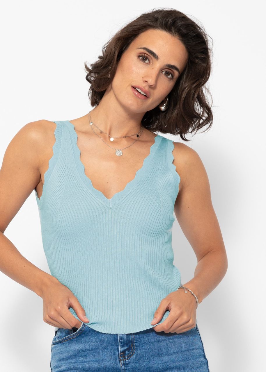 Knitted top with V-neck - light blue