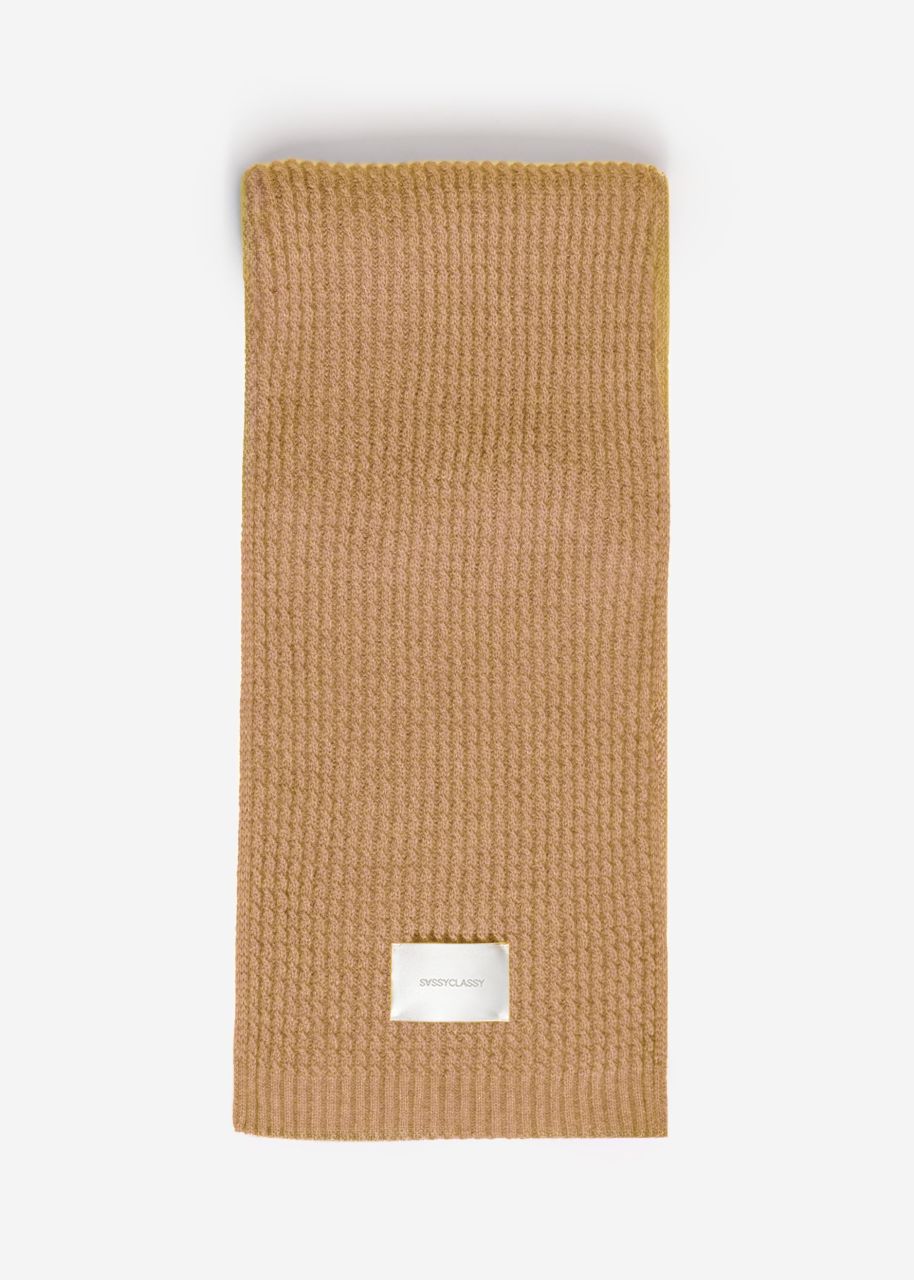 Ribbed knitted scarf - beige