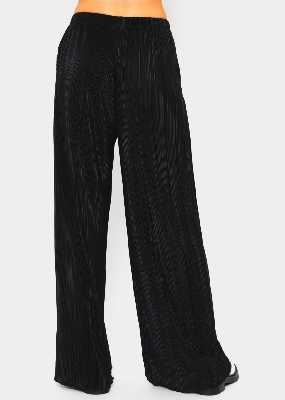Pleated pants - black