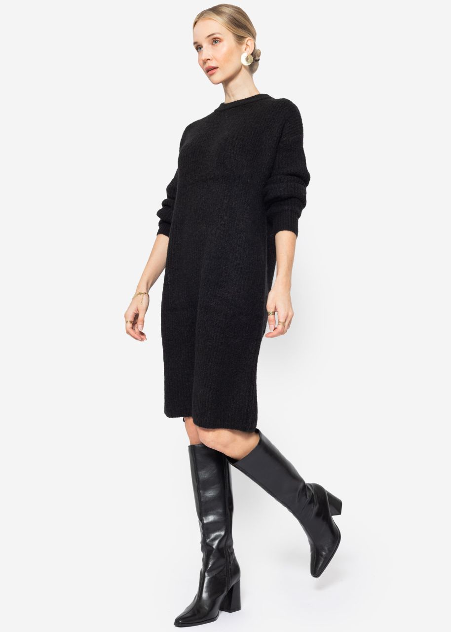 Ribbed knitted dress - black