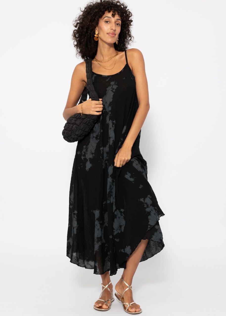 Muslin beach dress with batik print - black