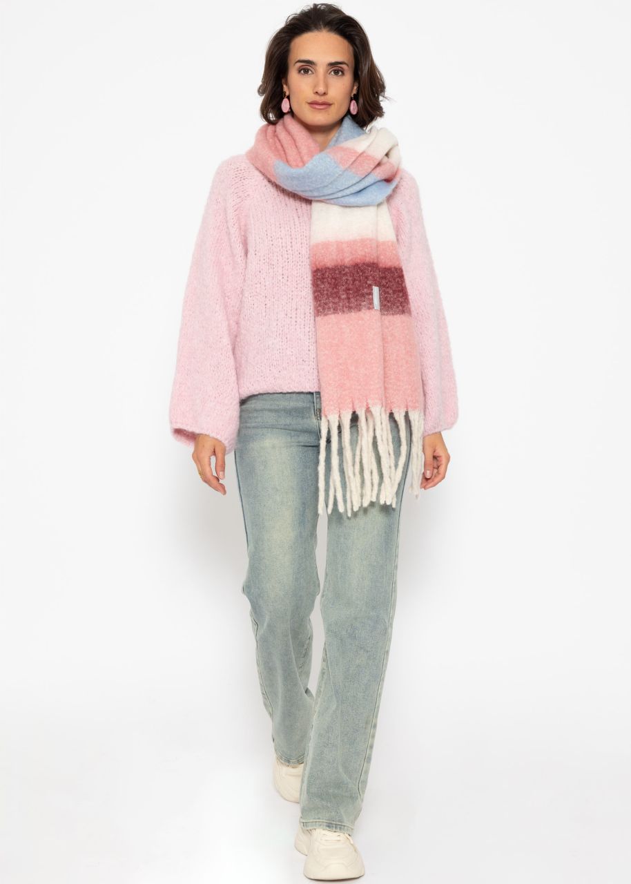 Sweater with a wide round neckline - pink