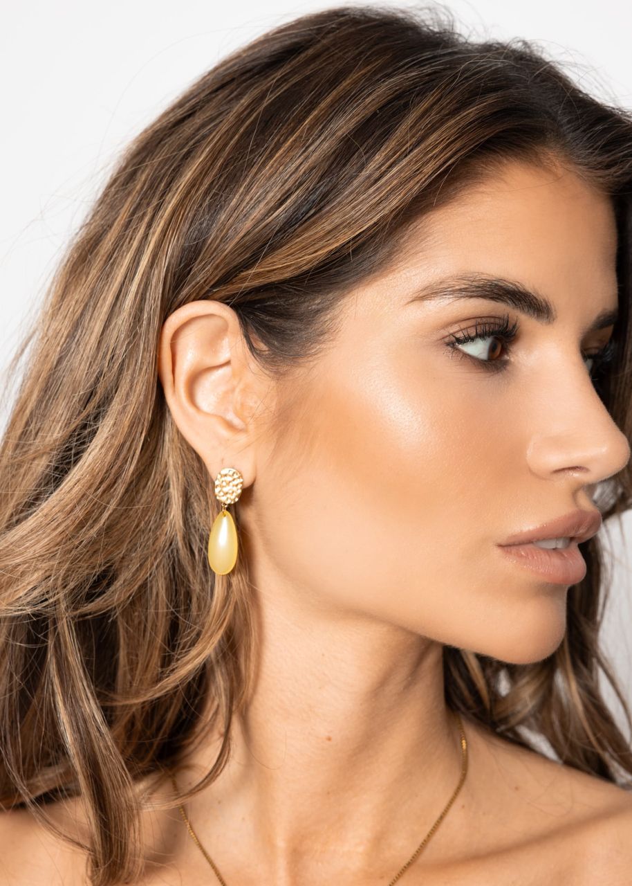 Stud earrings with yellow pendant - gold