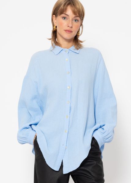 Muslin blouse oversize, short, light blue