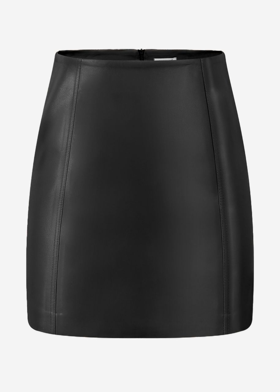 Faux leather skirt - black