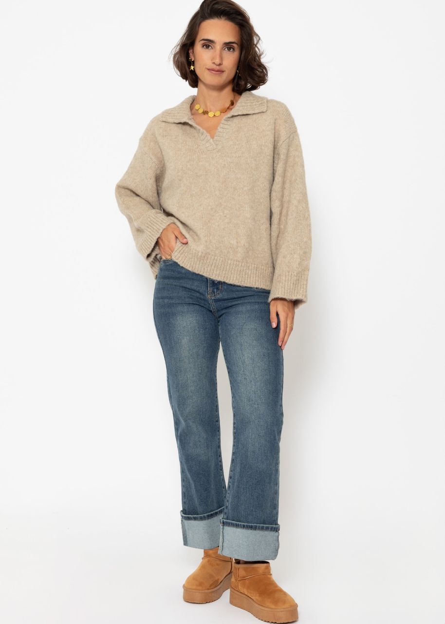 Oversized jumper with collar - beige