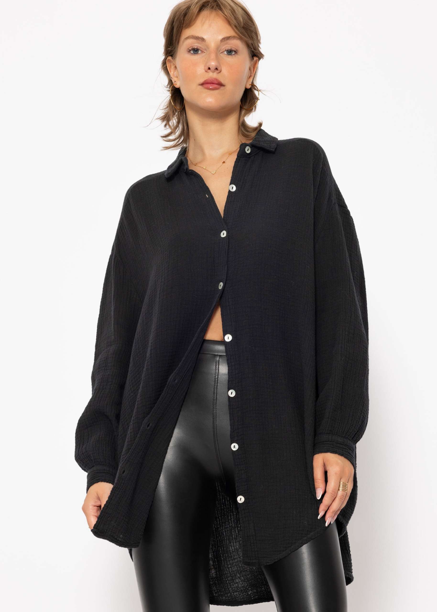 Muslin blouse oversize, black