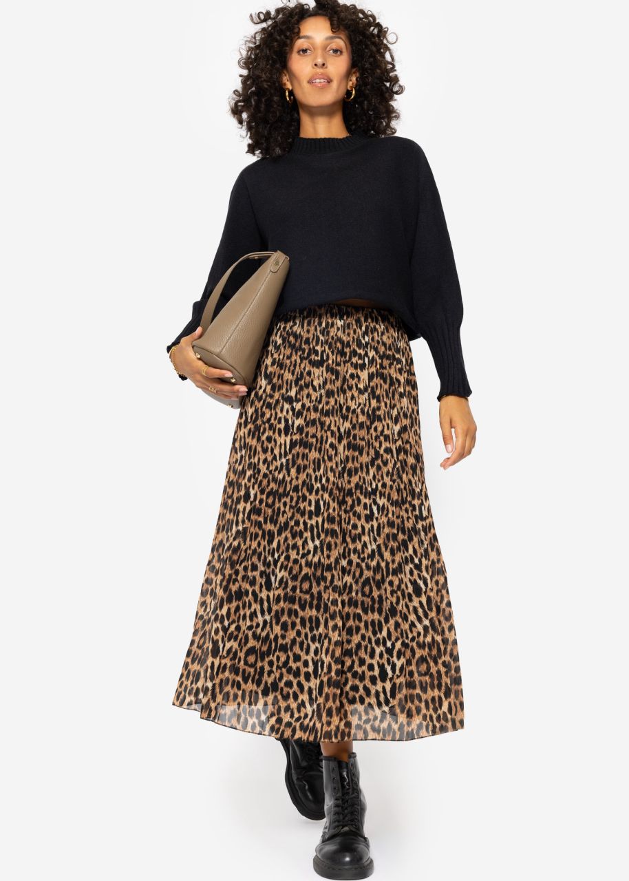 Long pleated chiffon skirt with leopard print in brown