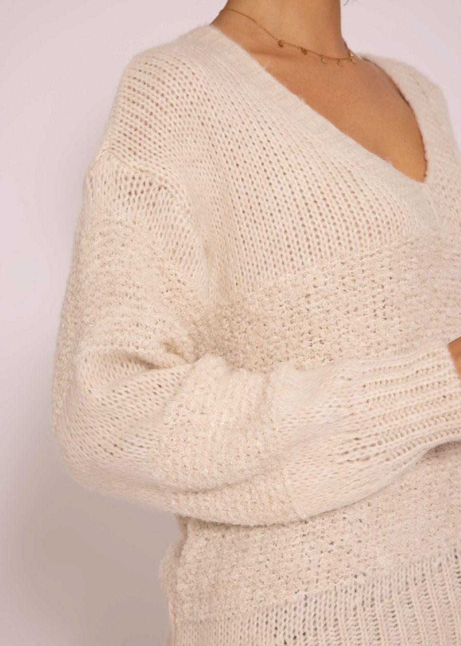 Knitted jumper with V-neck, offwhite