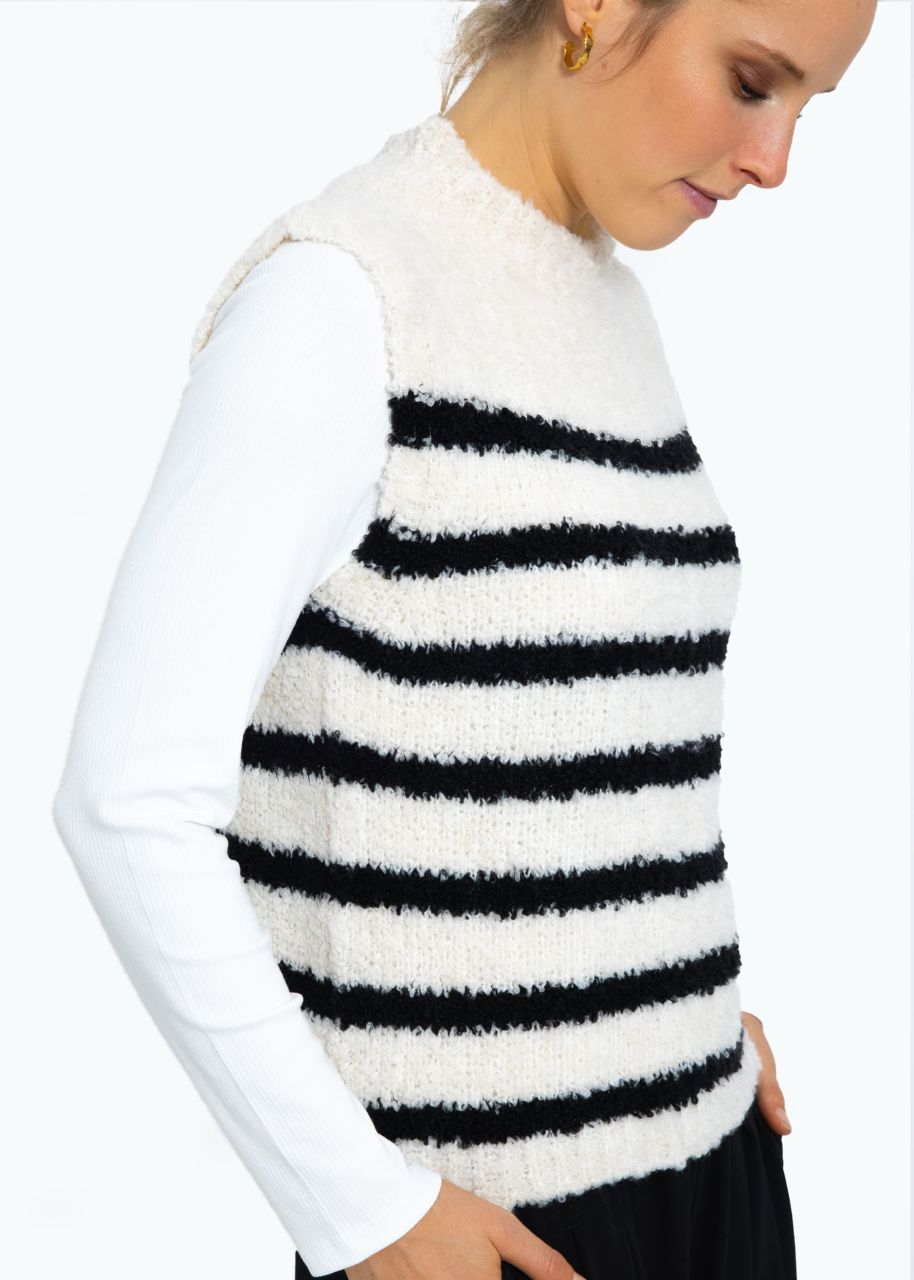 Jumper with black stripes - offwhite
