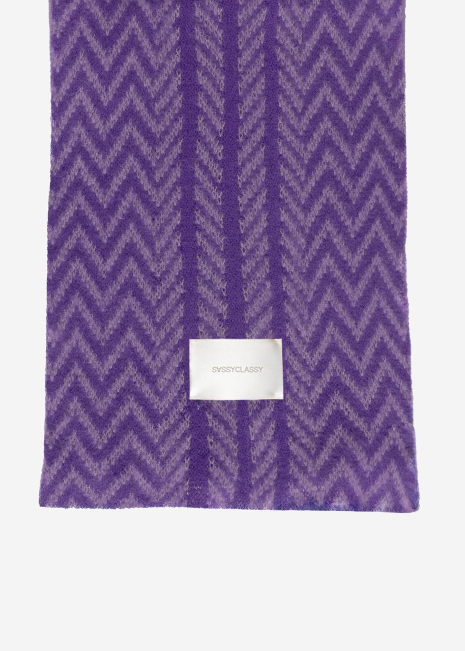 Patterned knitted scarf - purple-violet