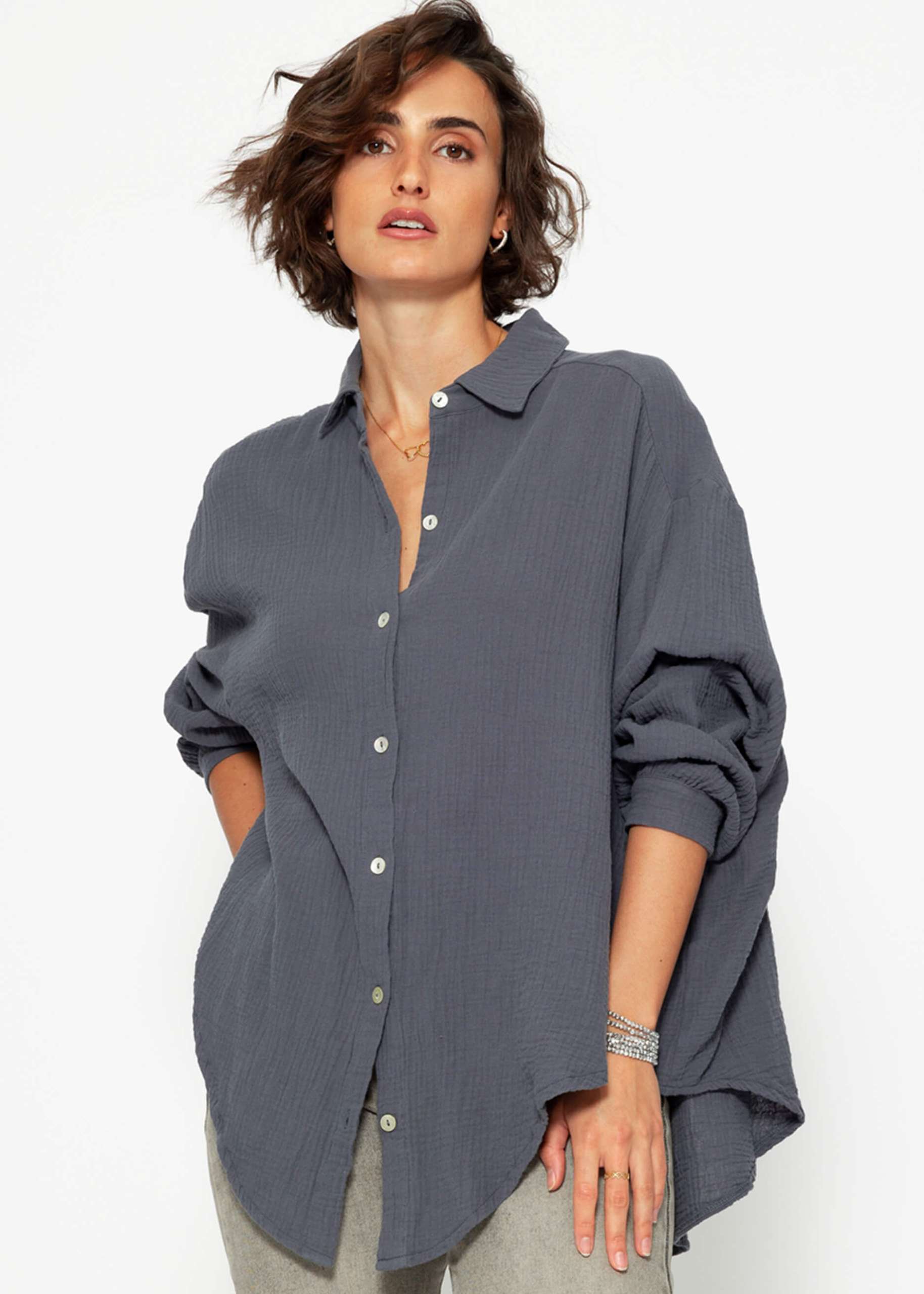 Muslin blouse oversize, short, dark gray