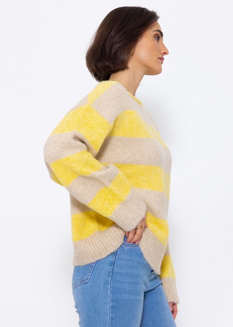 Jumper with block stripes - yellow-beige