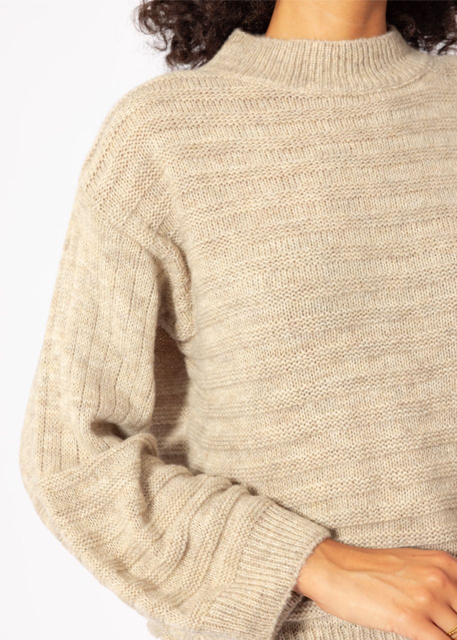 Structured jumper with round neckline - beige