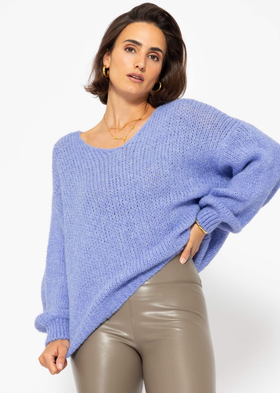 Oversized jumper with V-neck - lilac