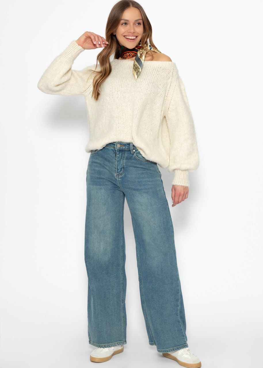 Fluffy sweater with boat neckline - offwhite