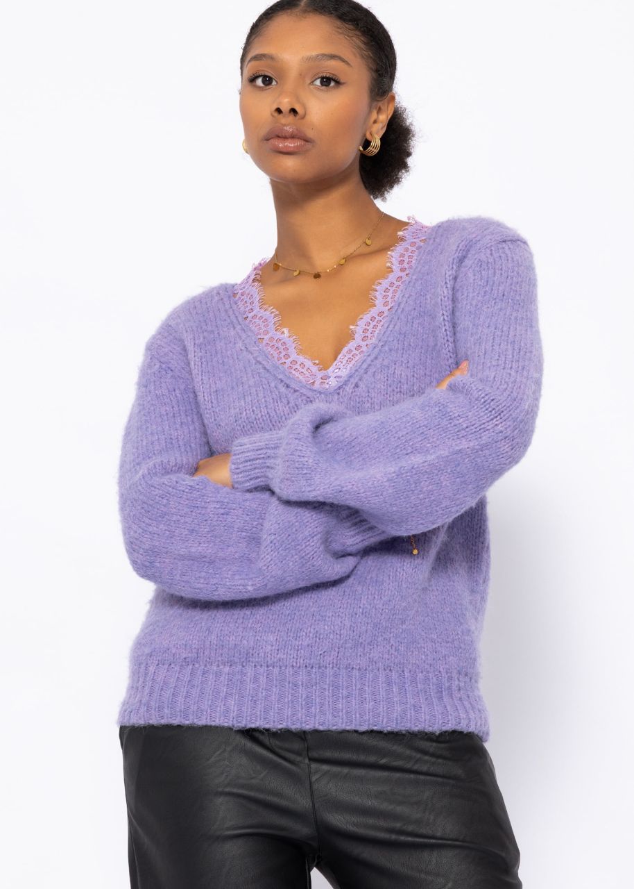 Jumper with lace neckline - purple