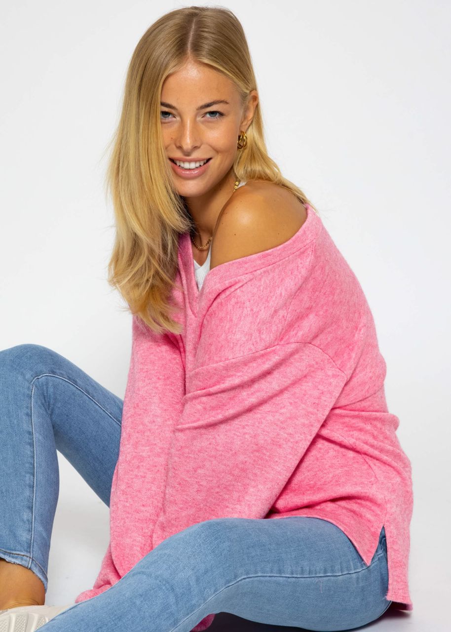 Oversize soft jumper with deep V-neck - pink