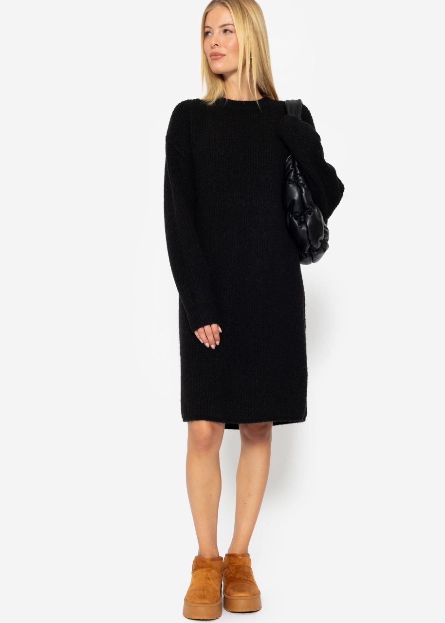 Ribbed knitted dress - black