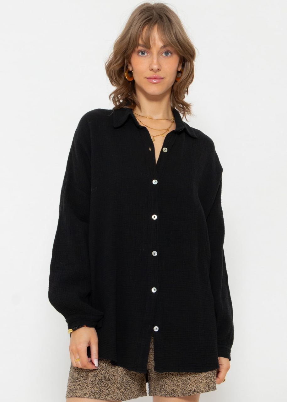 Muslin blouse in regular fit - black