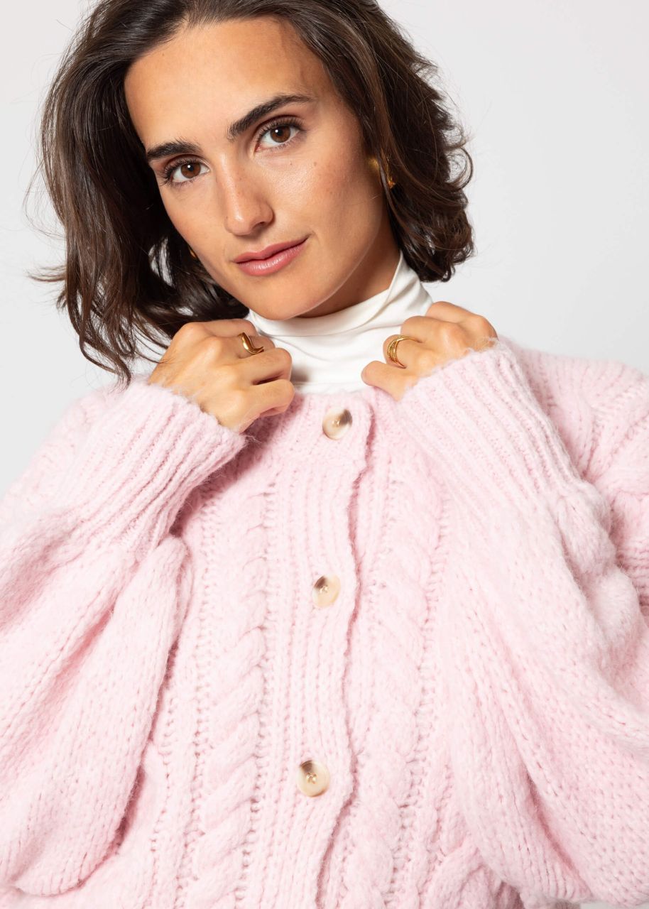 Super fluffy cardigan with cable knit pattern - pink