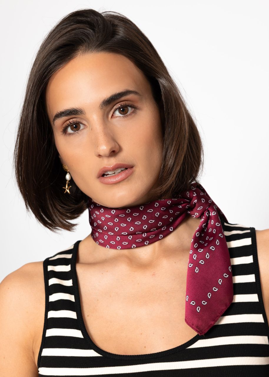 Scarf with print - burgundy
