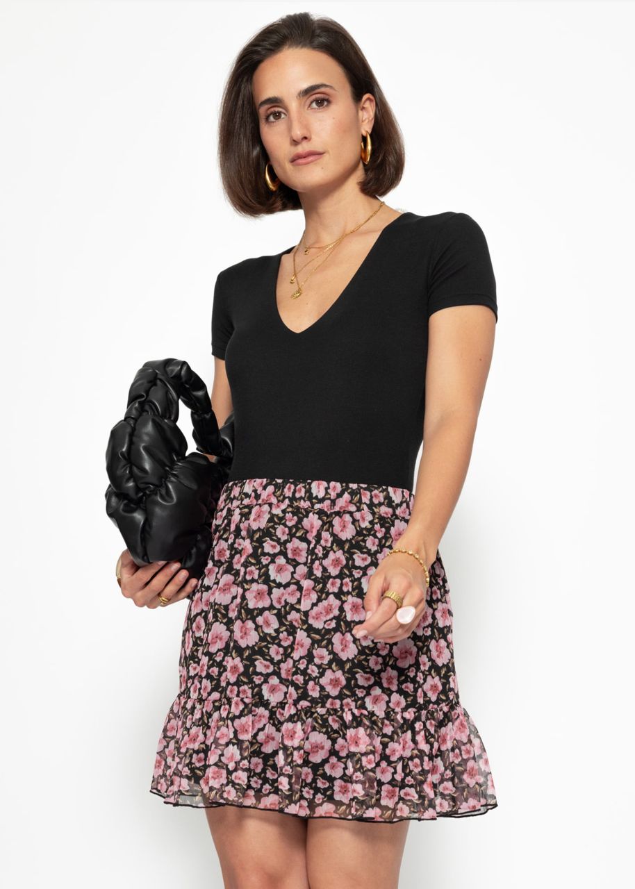 Ruffled skirt with floral print - black
