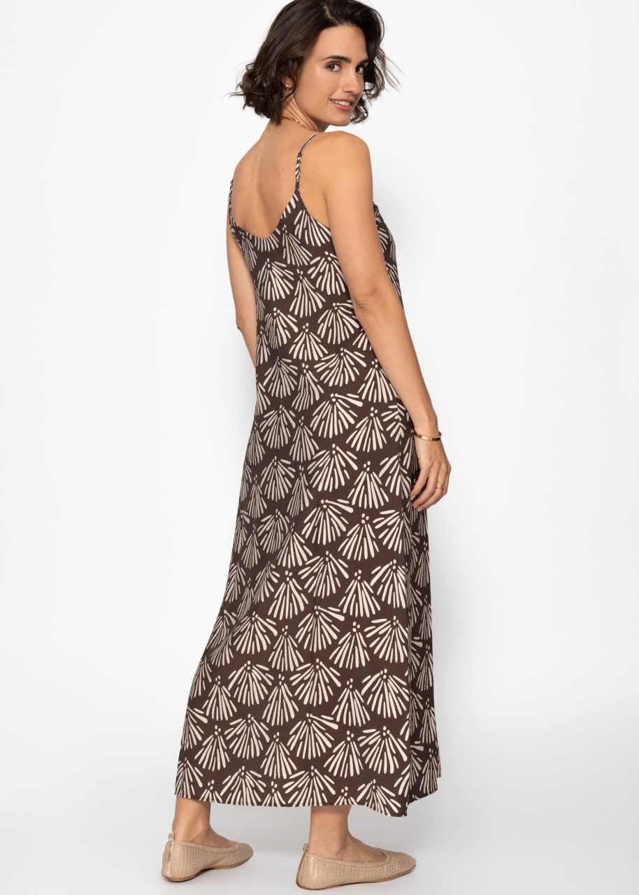 Maxi dress with V-neckline and shell print - brown