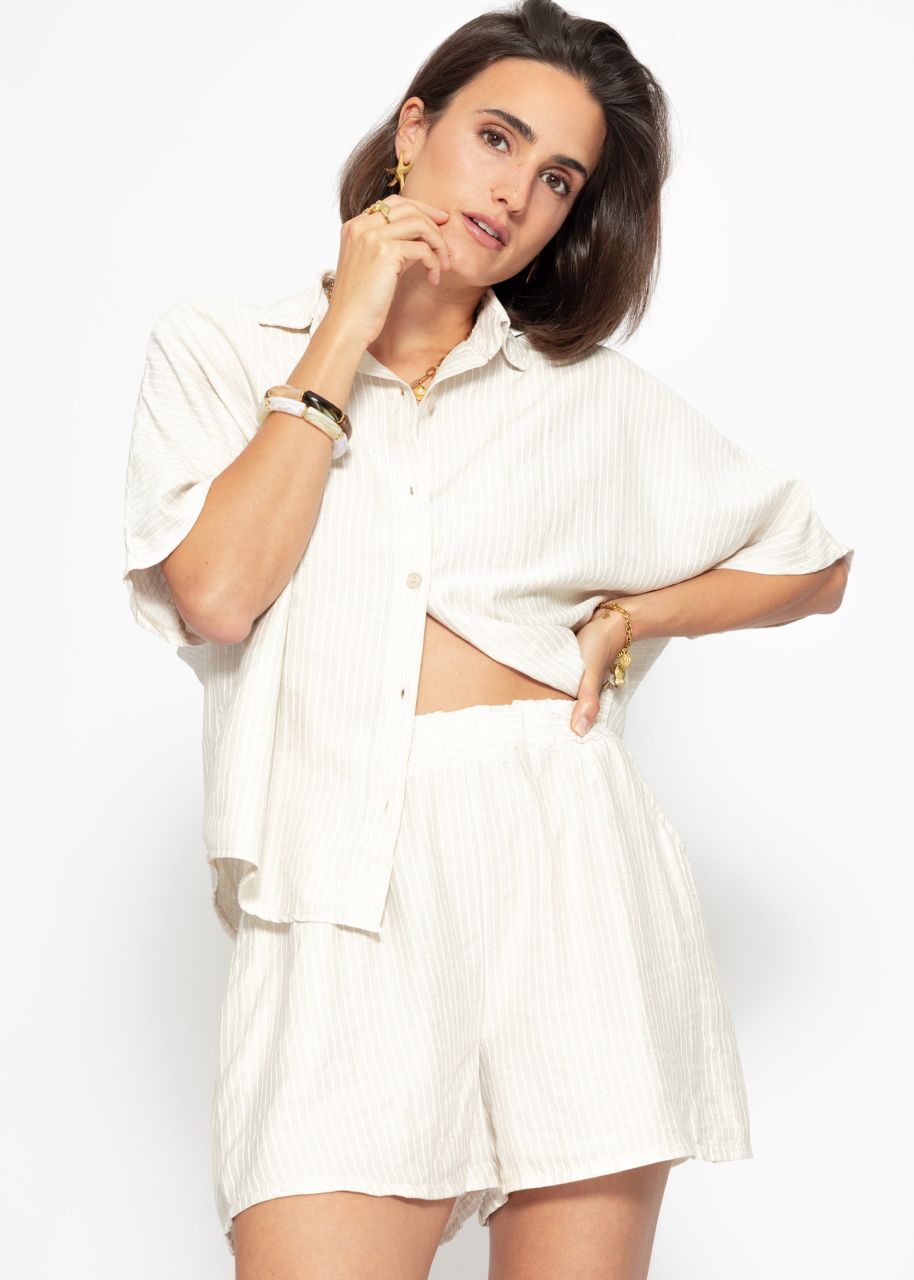 Striped shorts - light beige