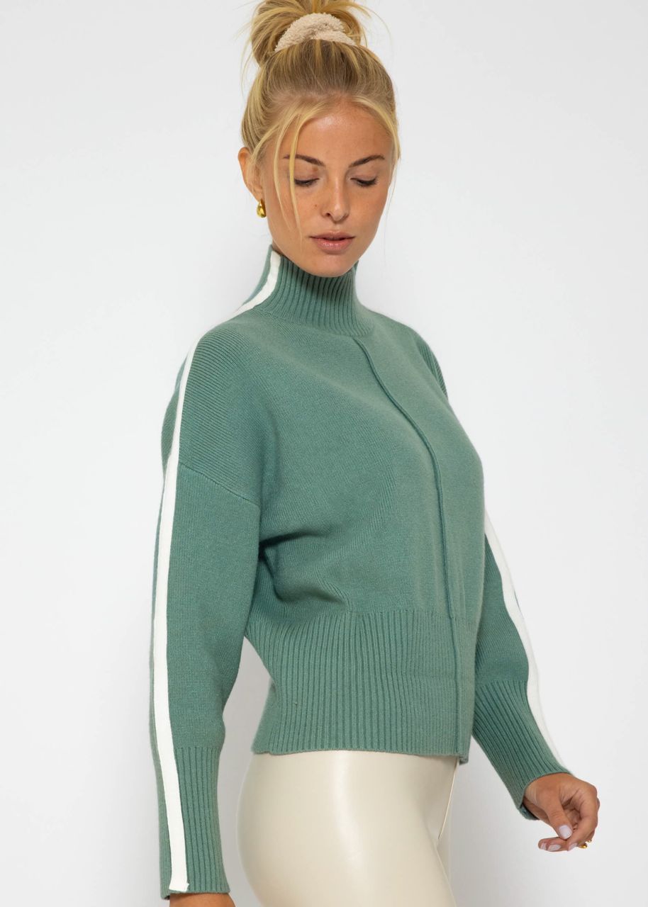 Knitted jumper with light stripes - green