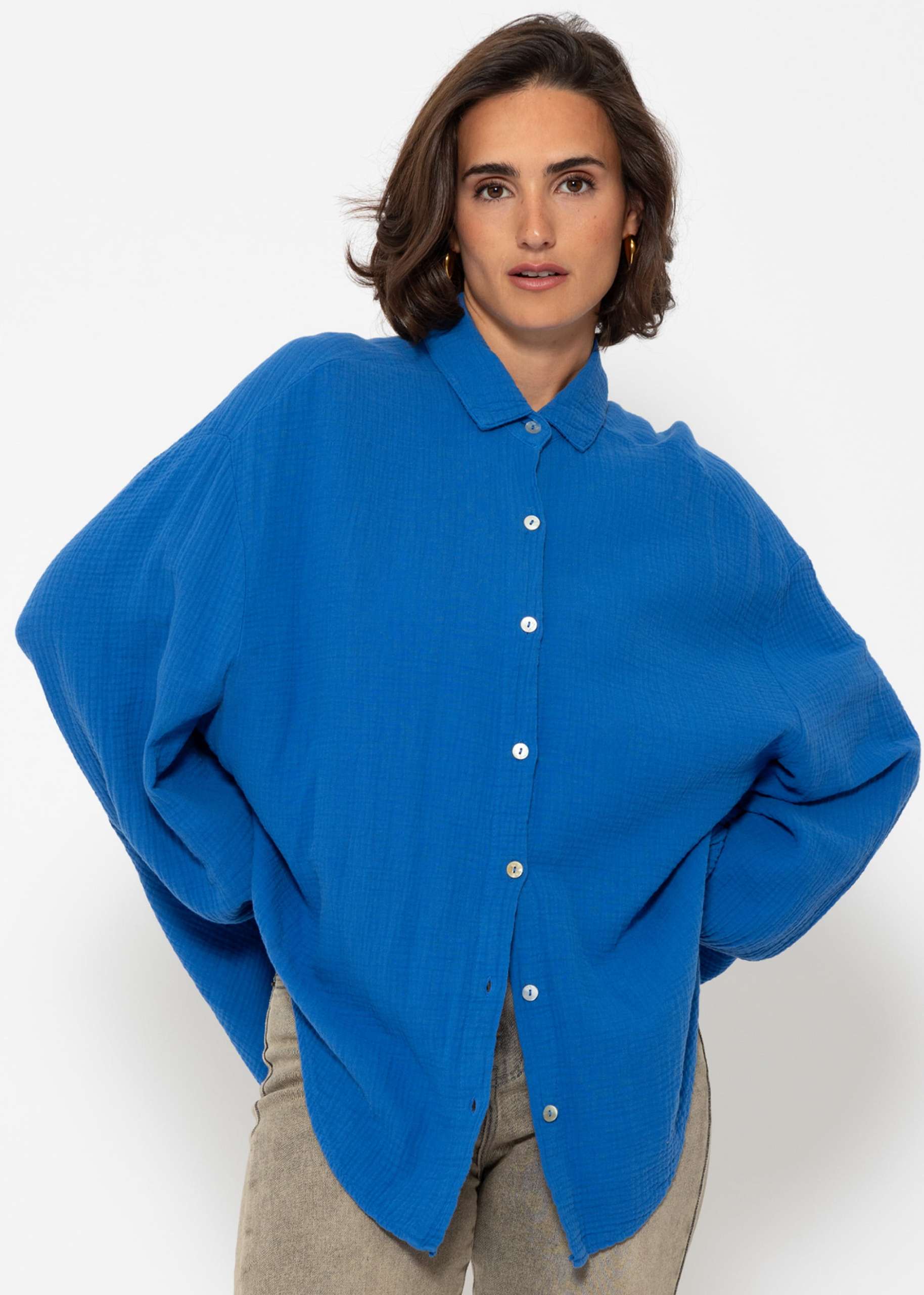 Muslin blouse oversize, short, royal blue