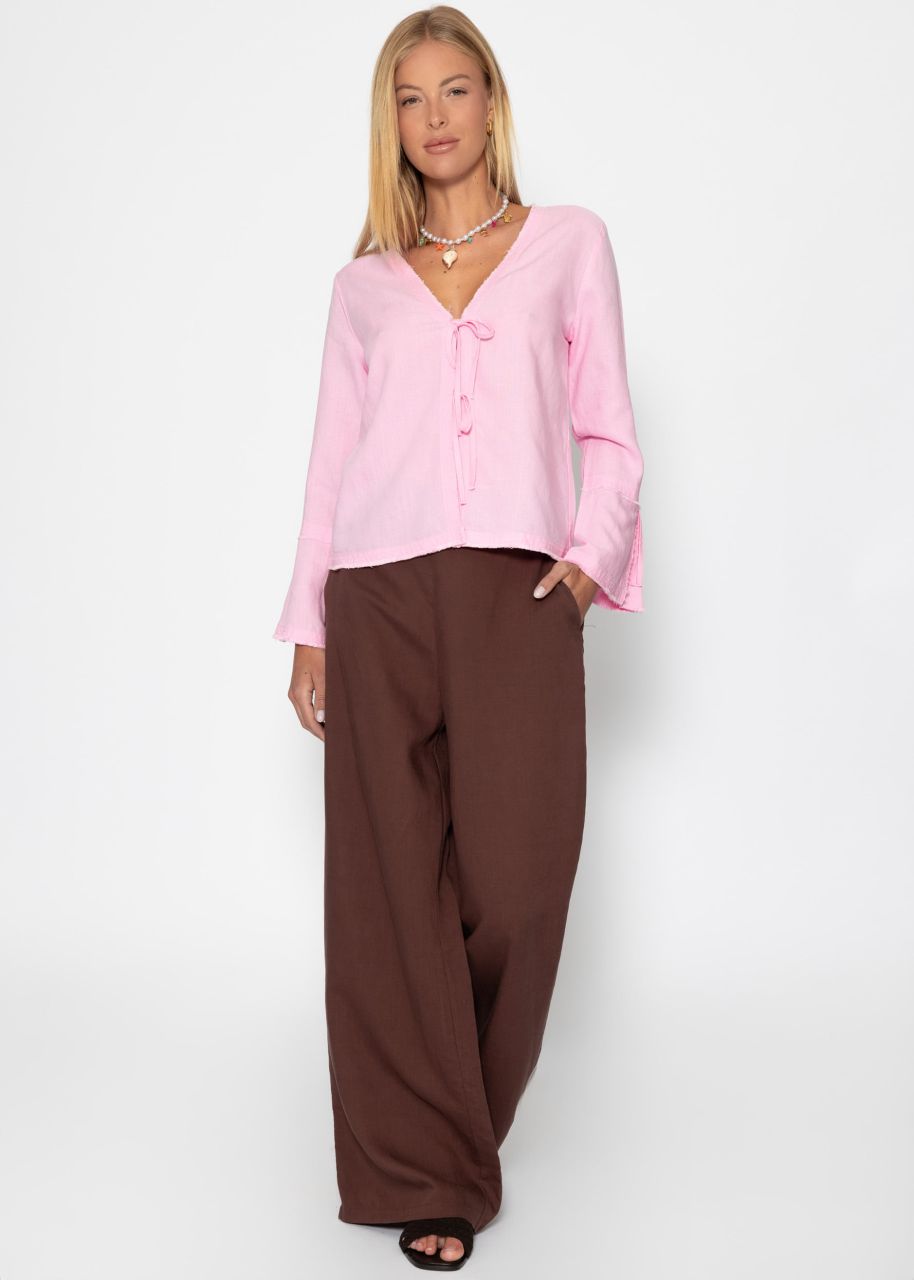 Linen blouse with trumpet sleeves and bow closure - pink