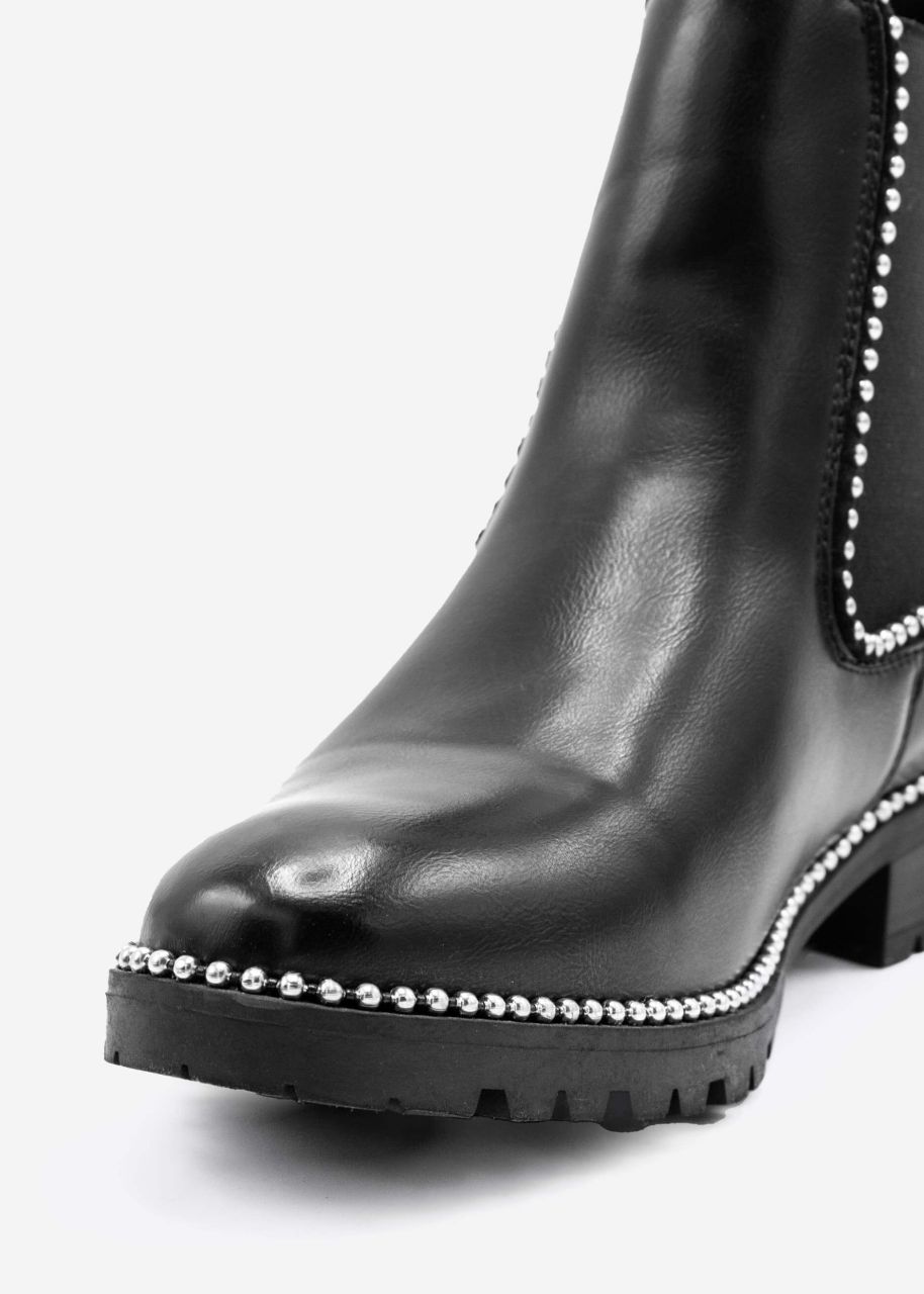 Chelsea boots with small ball studs, black