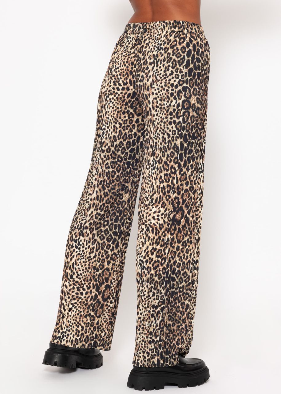 Pleated trousers with leo print - beige