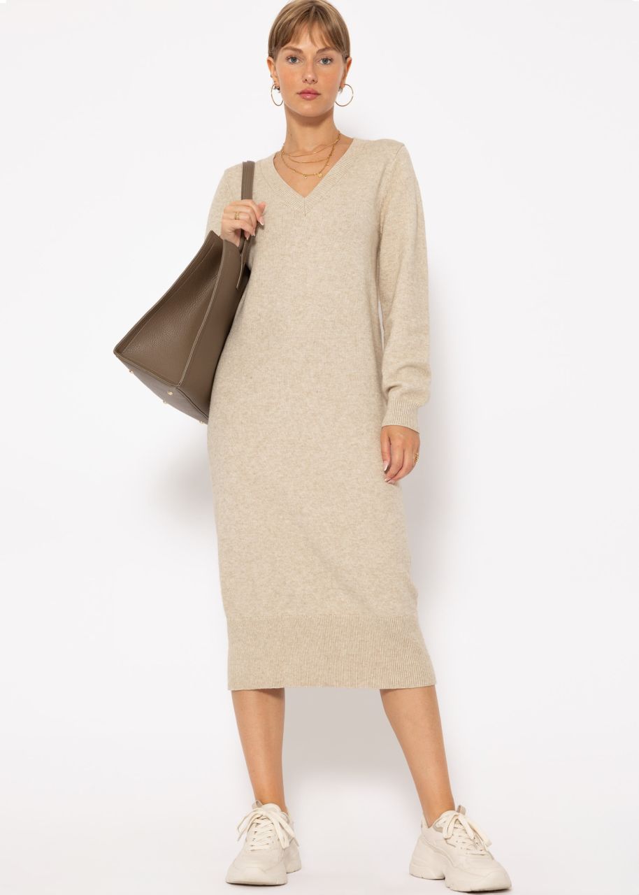 Long knitted dress with V-neck - beige