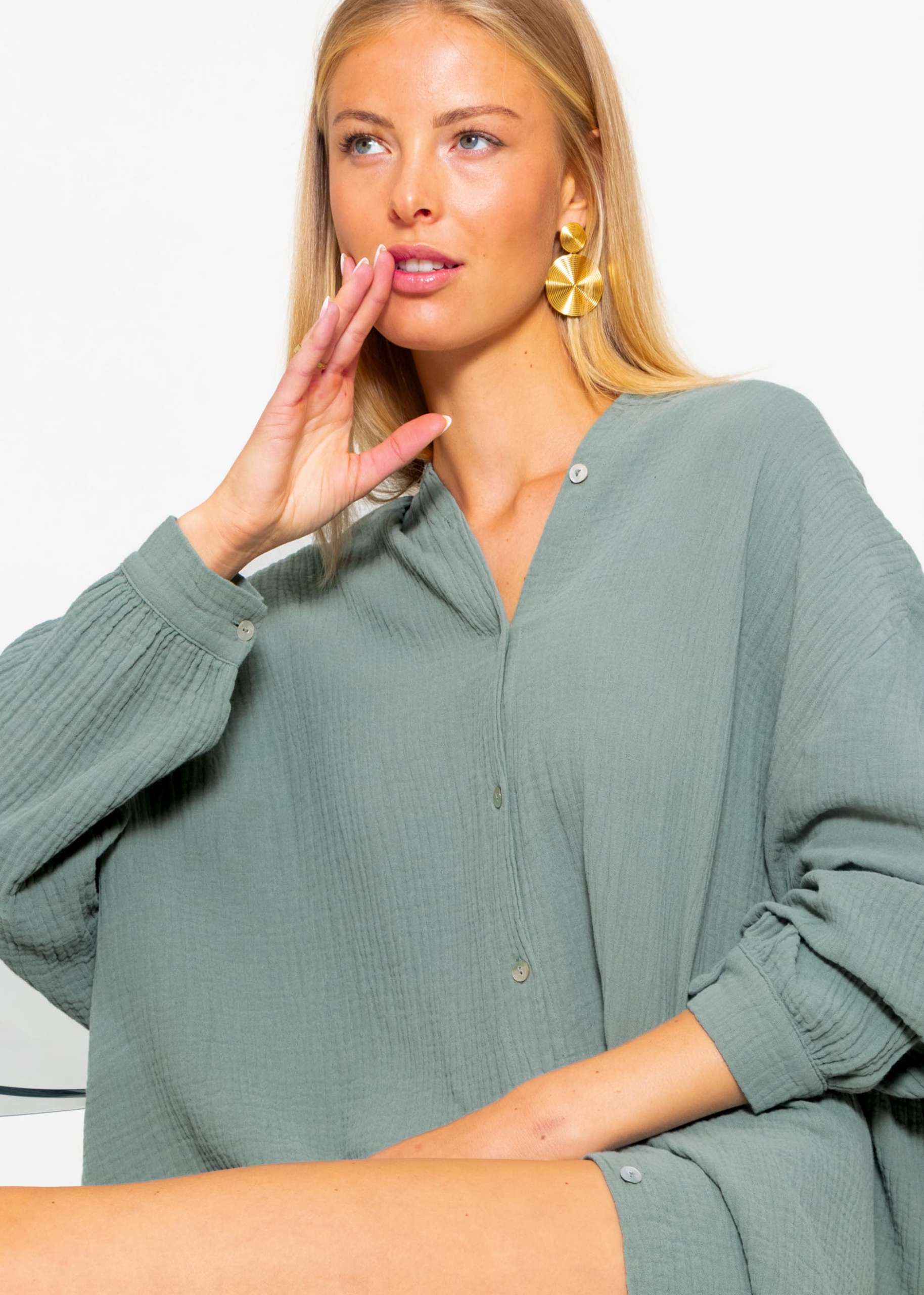 Oversize muslin blouse, sage green