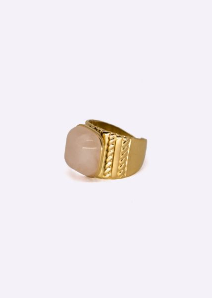 Wide ring with rose quartz stone, gold