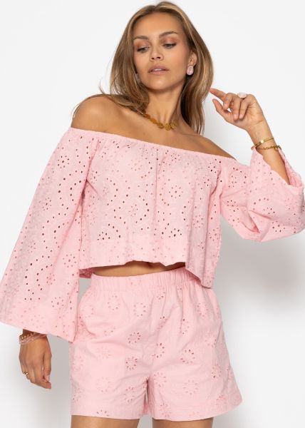 Shorts with eyelet embroidery - pink