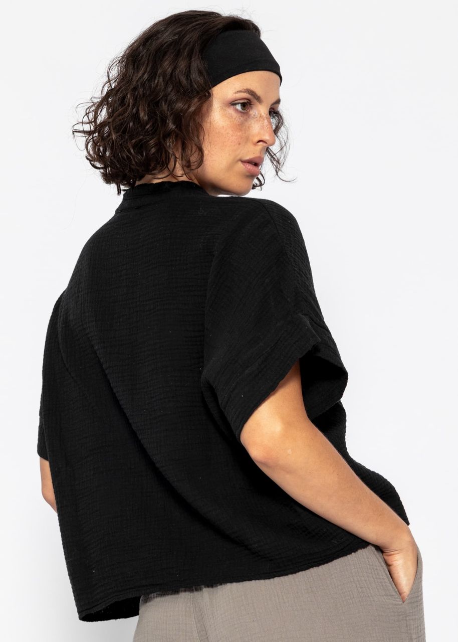 Muslin blouse with cropped short sleeves - black