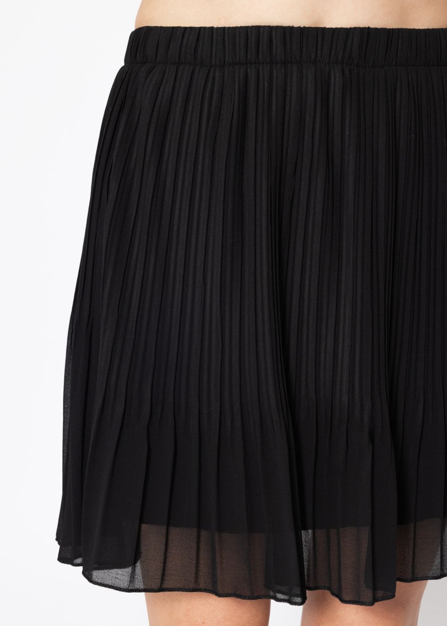 Pleated chiffon skirt, black