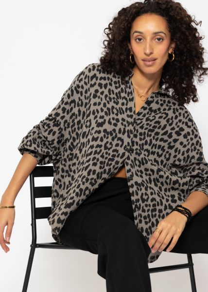 Oversize muslin blouse with leo print - taupe