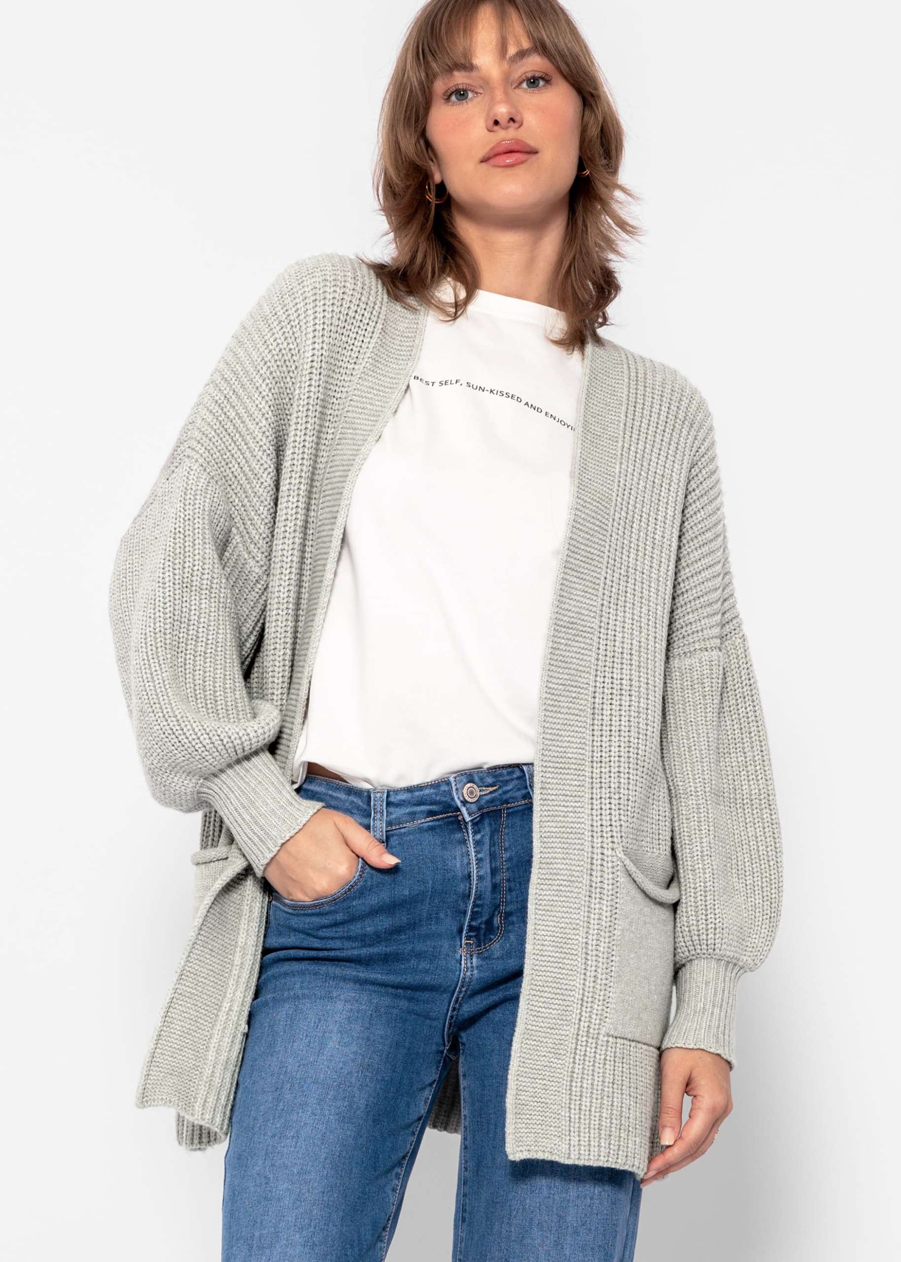 Soft knit cardigan with pockets - light grey